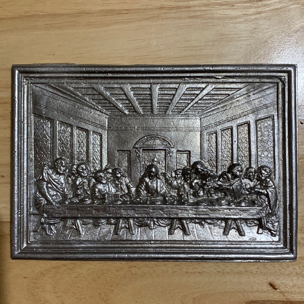 The last supper. Small silvery toned metal.  Shiny  about 3 3/4 x 5 3/4 inches